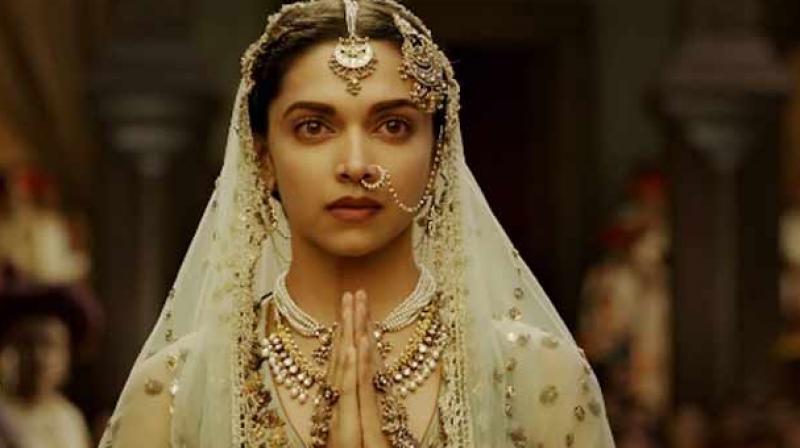 Deepika Padukone has worked with Sanjay Leela Bhansali in Bajirao Mastaani.