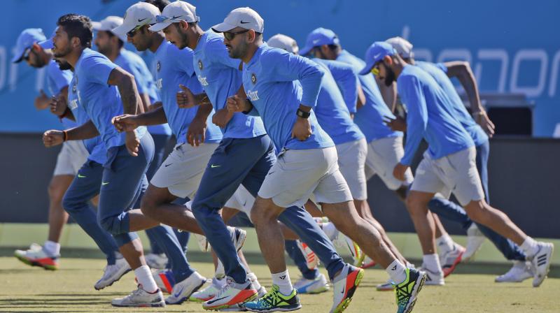Dhoni and his men would like to reassert themselves at the Feroz Shah Kotla stadium. (Photo: AP)