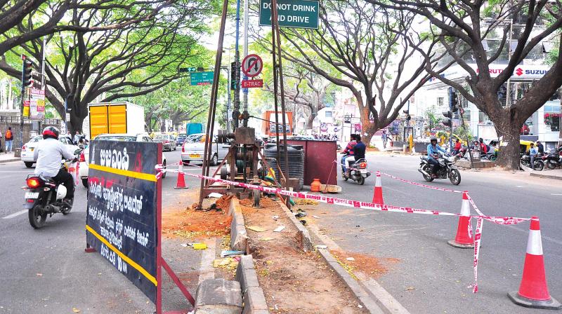 The soil test being carried out for the elevated flyover project in Koramangala (Photo:R. Samuel)