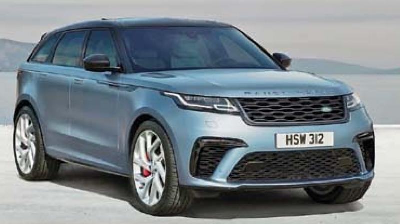 The range-topping  Velar also features improved  brakes (395mm  front and 396mm rear)  with four pistons, alongside  firmer air chambers  for the air suspension.
