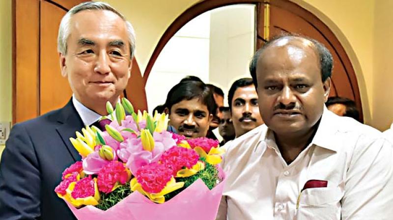 A Japanese delegation led by Ambassador Kenji Hiramatsu called on Chief Minister H.D. Kumaraswamy in Bengaluru on Tuesday.