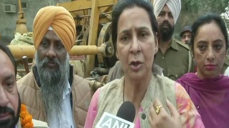 Navjot Kaur said, Navjot ji has repeatedly said that Captain Sahab is like his father. We have always made it clear that Captain Sahabs respect and honour is above everything. Sidhus statements should be read as a whole and not in incomplete bits. (Photo: ANI )