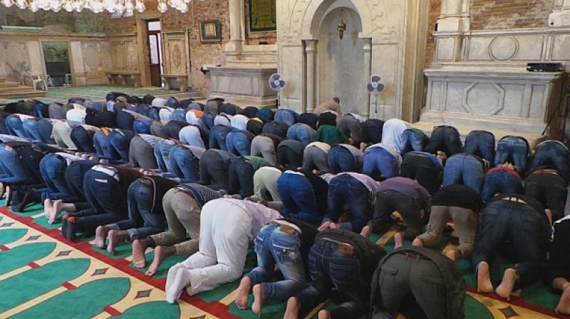 The break of dawn, around two hours before sunrise, differs across the UK, but even neighbouring mosques currently vary by up to 45 minutes in marking morning prayers. (Photo: Representational Image/AP)