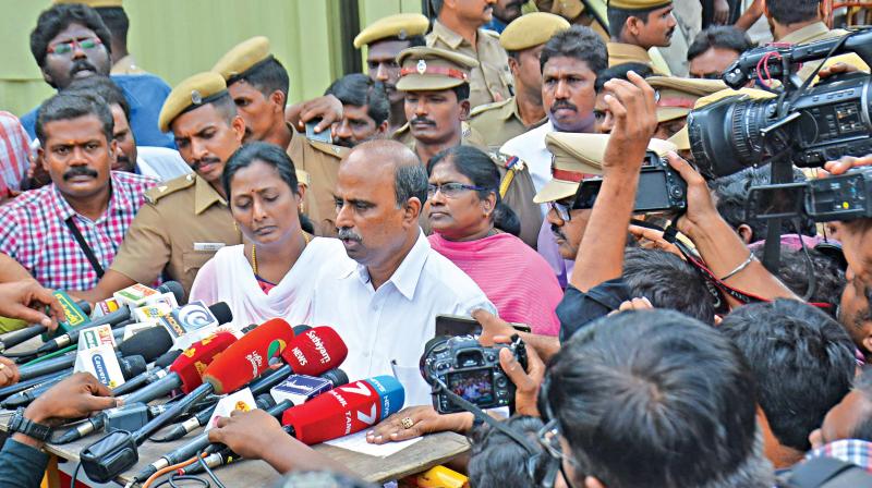 Chennai collector V. Anbuselvan addresses mediapersons after inspecting Jayalalithaas house. (Photo: DC)