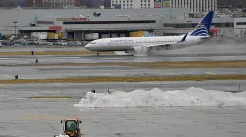 The plane taxied back to the gate for further examination. No injuries were reported. (Photo: Representational Image/AFP))