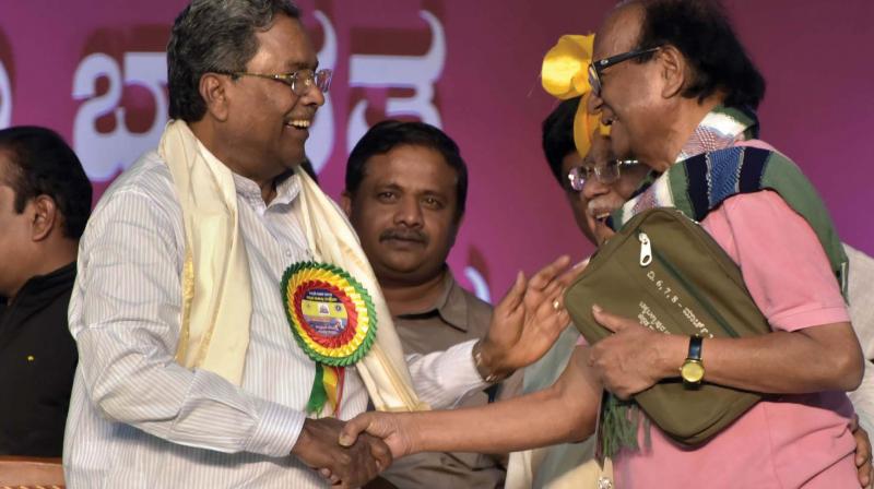 Primary education should be only in Kannada: Siddaramaiah
