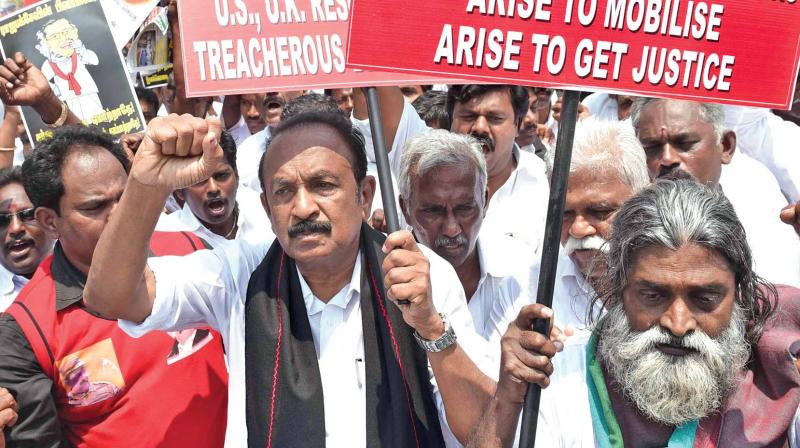 MDMK general secretary Vaiko protests at Nungambakkam, urging the Central government to oppose the proposed Human Rights Council of the UNHRC resolution to give more time to Sri Lanka to submit a report on war crimes (Photo: DC)