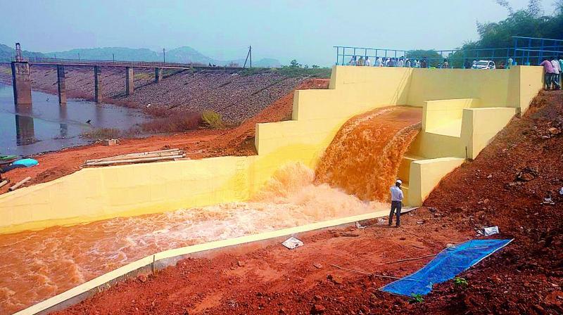 Second phase water released from Purushottapatnam Lift Irrigation scheme in East Godavari on Friday. (Photo: DC)