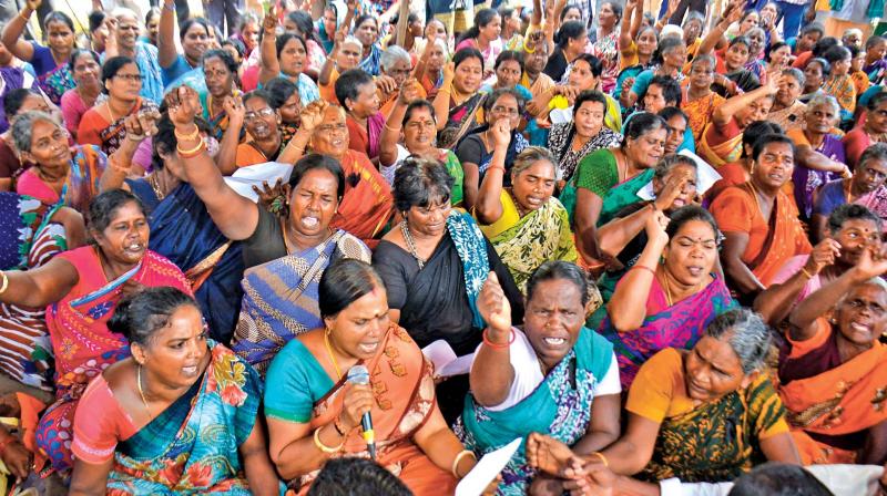 Fishermen protest in front of state guest house on Friday seeking early rescue of the missing fishermen from Kanyakumari. (Photo: DC0