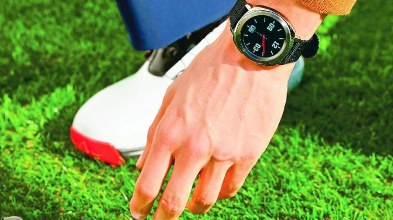 With the Gear Sport, Samsung takes smart watches to a level that goes beyond fitness.