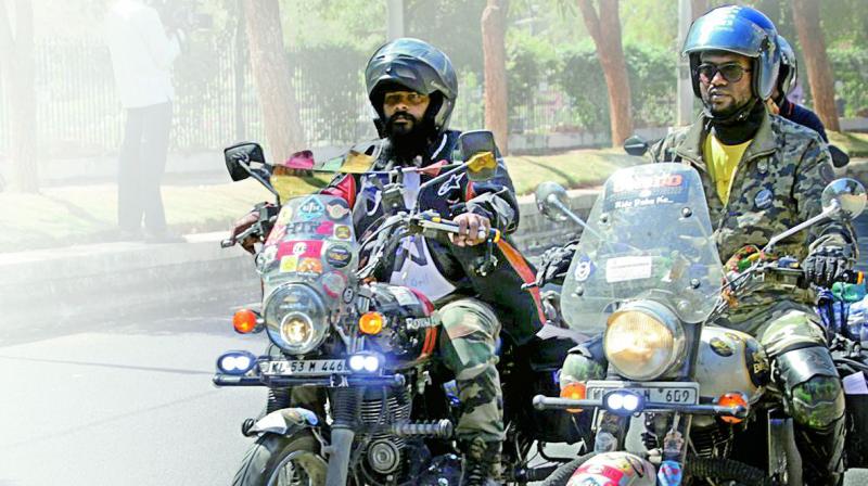 The Wanderers Bulleteers of Hyderabad Club and other deaf and mute community bikers gave a rousing reception to the duo.