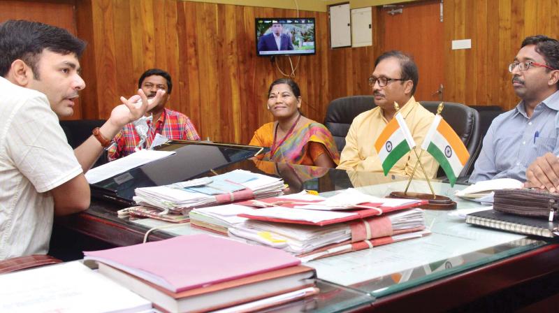 Health officials from the Centre who assessed the MR campaign in Malappuram meet district collector Amit Meena on Wednesday