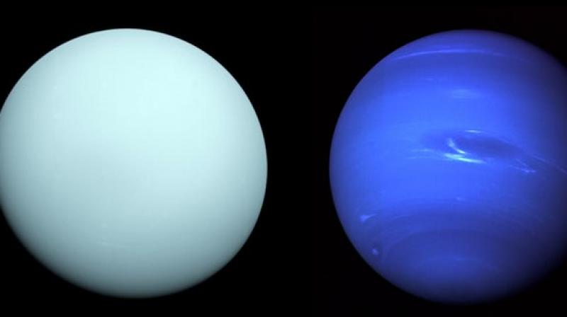 Concepts Uranus and Neptune Illustration of compositional differences among the giant planets and their relative sizes Left: Arriving at Uranus in 1986, Voyager 2 observed a bluish orb with subtle features. A haze layer hid most of the planets cloud features from view. Right: This image of Neptune was produced from Voyager 2 and shows the Great Dark Spot and its companion bright smudge. Credits: Left: NASA/JPL-Caltech - Right: NASA