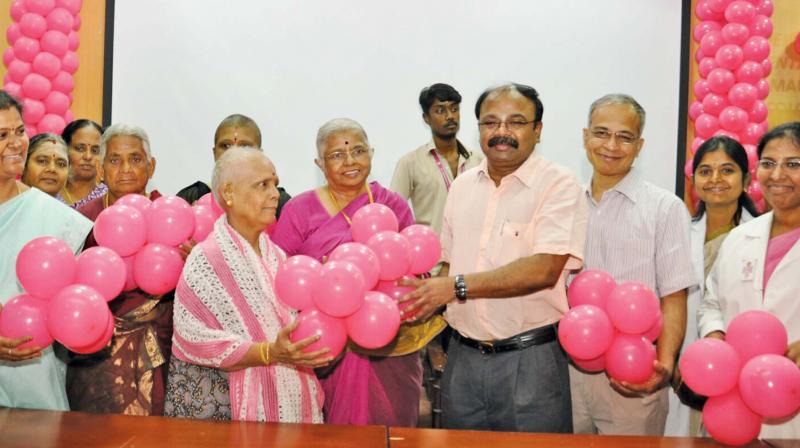 Dr P Guhan, director and chief medical oncologist of Sri Ramakrishna Institute of Oncology and Research, along with medical experts from the centre participating in the valedictory function of breast cancer awareness month celebrations.(Photo: DC)