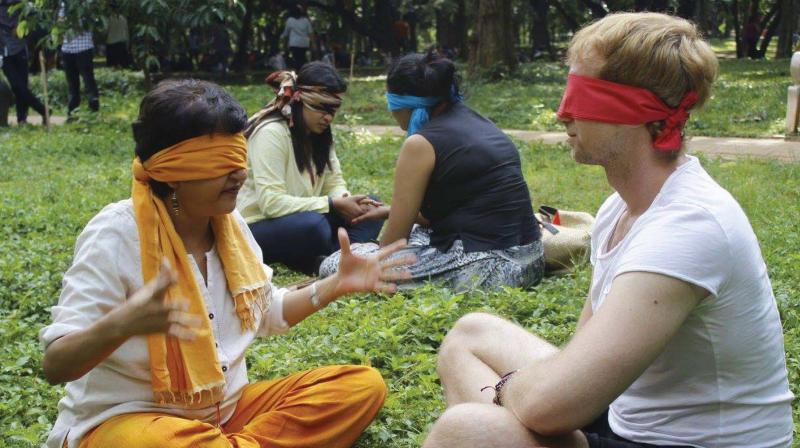 A picture of a previously held Blindfolded conversations event.