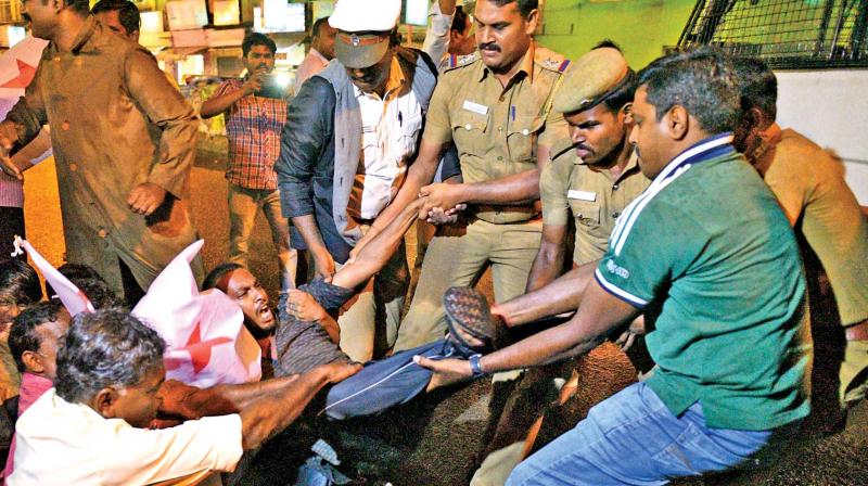 Upset over Anithas death, Democratic Youth Federation of India  members stage a protest against the government in Madurai on Friday evening. 	DC