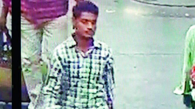 Tirupati (Urban) district police released the pictures on Monday and appealed to the public to inform them if they found the man in the pictures.