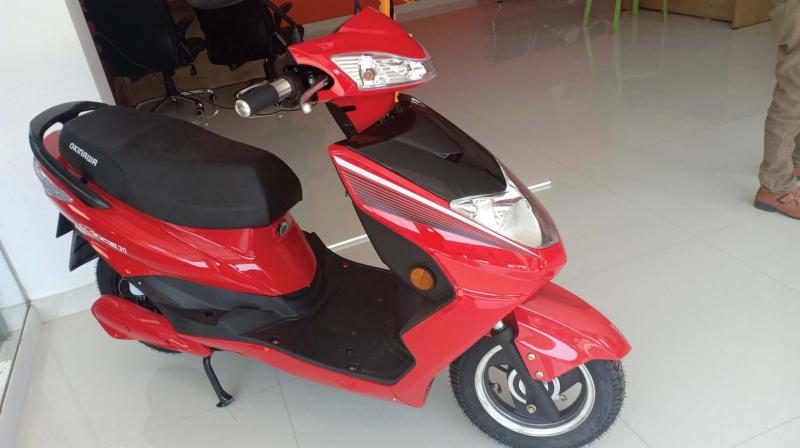 The base models of the electric scooter, which will run at a maximum speed of 35 km/ hour, do not need registration and can be used without driving licence.