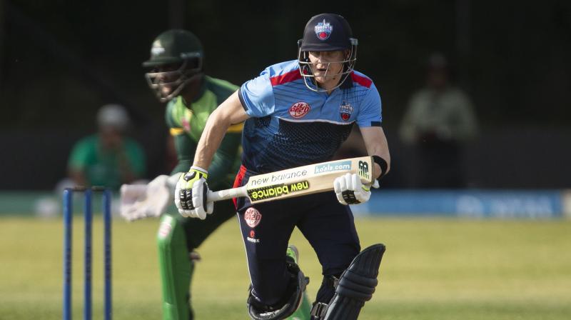 Smith was stumped by Chadwick Walton after missing a Fawad Ahmed delivery. (Photo: AFP)