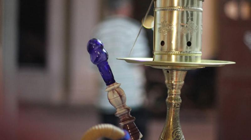New data from social media documents thousands of people using hookah in social settings and nightlife establishments using social media to promote hookah use. (Photo: Pixabay)