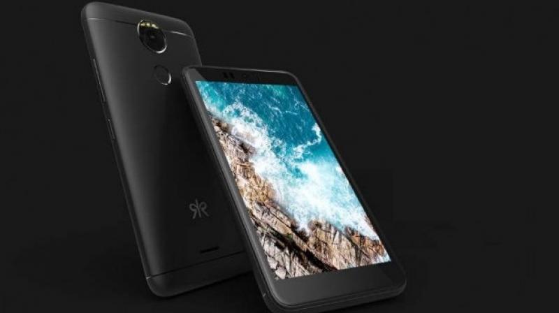 Kult Beyond runs on a 1.25 GHz quad-core 64 bit processor and the latest Android Nougat 7.0 OS. It also comes loaded with 3GB RAM and 32GB ROM that is expandable up to additional 32 GB (supports 3 Slots: 2 SIM both micro + 1 Micro SD)