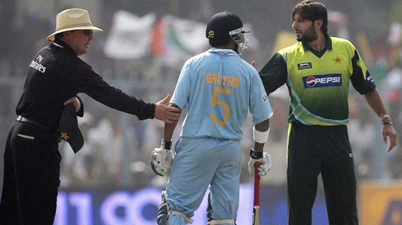 Things turned ugly as Shahid Afridi and Gautam Gambhir had a go at eachother during the India-Pakistan encounter in Kanpur in 2007. (Photo: AFP)