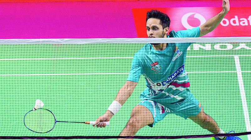 Awadhe Warriors Parupalli Kashyap in action in their PBL match against Sourabh Verma of Ahmedabad Smash Masters in Lucknow on Tuesday. Kashyap won 11-15, 15-13, 15-14.