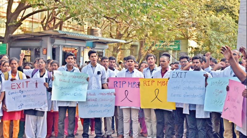 Medicos at Madras Medical College protest against National Medical Commission Bill that aims to replace Medical Council of India. (Photo: DC)