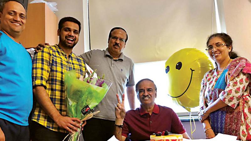 Union Minister H.N. Ananth Kumar celebrates his 60th birthday at a hospital in New York