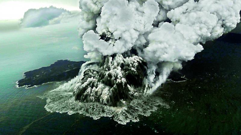 Anak Krakatau volcano erupts in Sunda Straits off the coast of southern Sumatra and the western tip of Java. The death toll from the December 22 volcano-triggered tsunami in Indonesia has risen to 373. (Photo: AFP)