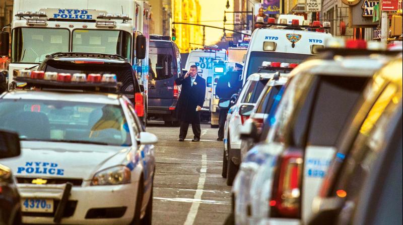 Police block a street near New Yorks Times Square following an explosion on Monday. (Photo: AP)