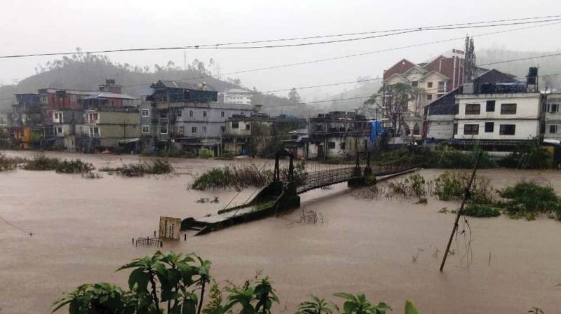 Old Munnar was almost submerged in flood water as Muthirappuzha, a victim of encroachment, had shrunk in width (Photo: DC)