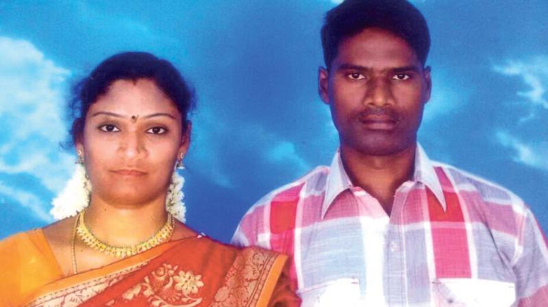 BSF man with his wife. (file photo)