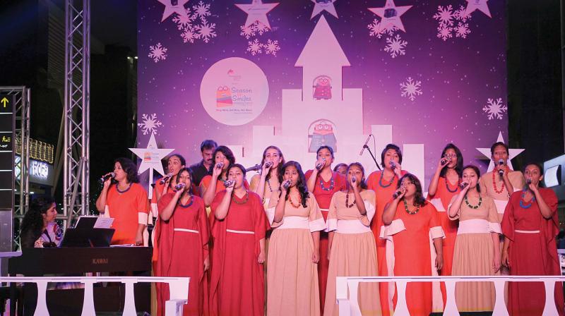 Colombo-based Soul Sounds Choir Indulging flyers  performing at KIA on Monday. (Photo: DC)