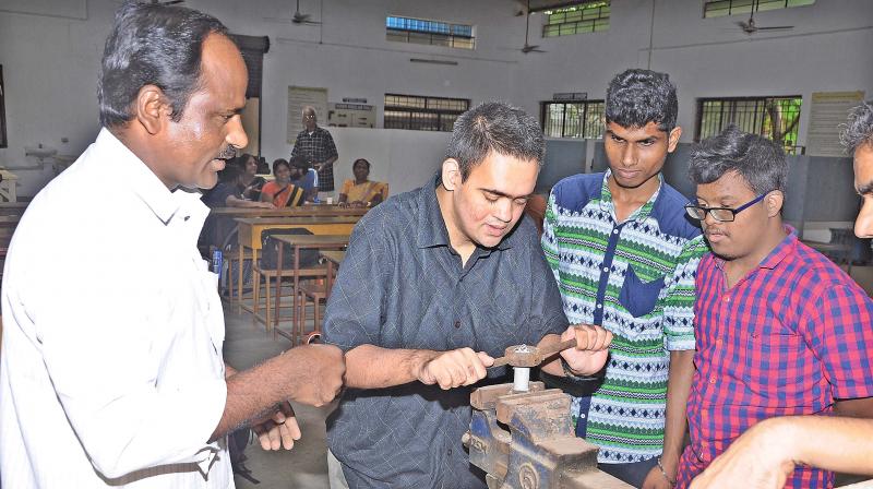 Children being trained at the programme in Rajalakshmi Engineering College.