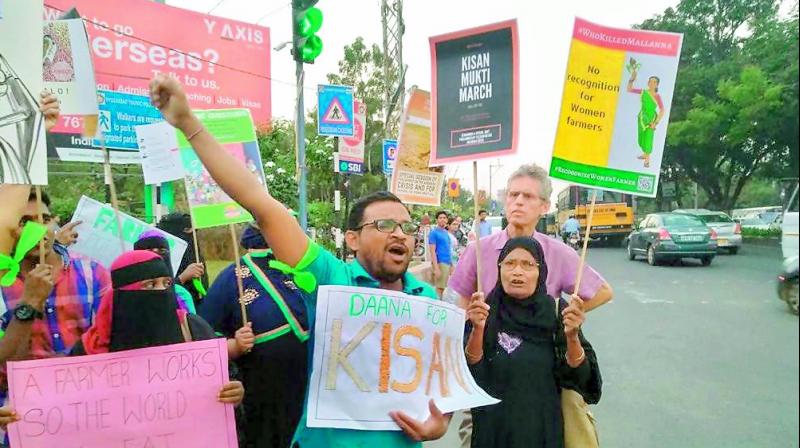 Many people take part in the protest that was held at KBR Park on Thursday evening.