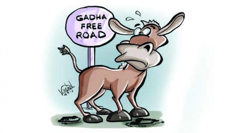 The Yogi Adityanath government issued a press statement in Hindi promising â€œgaddhaâ€(pothole)-free roads by June 15 this year.