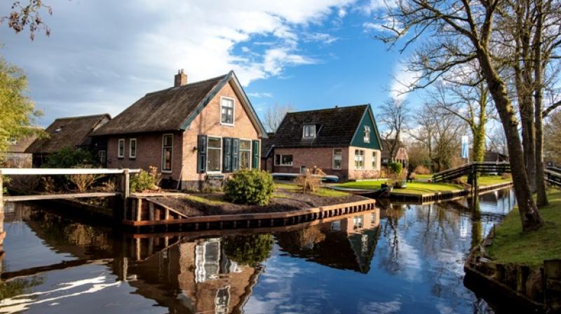 Giethoorn: A must visit fairytale village of Netherlands