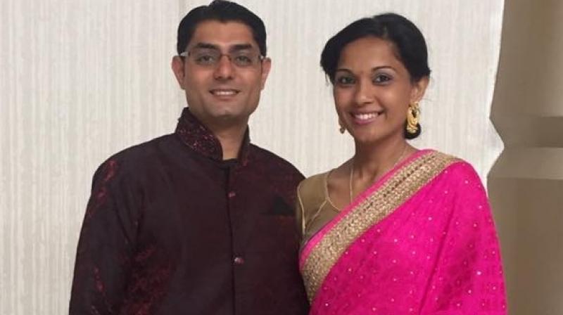 Indian-origin Navang Oza with wife Poonam Oza (Photo: Facebook)