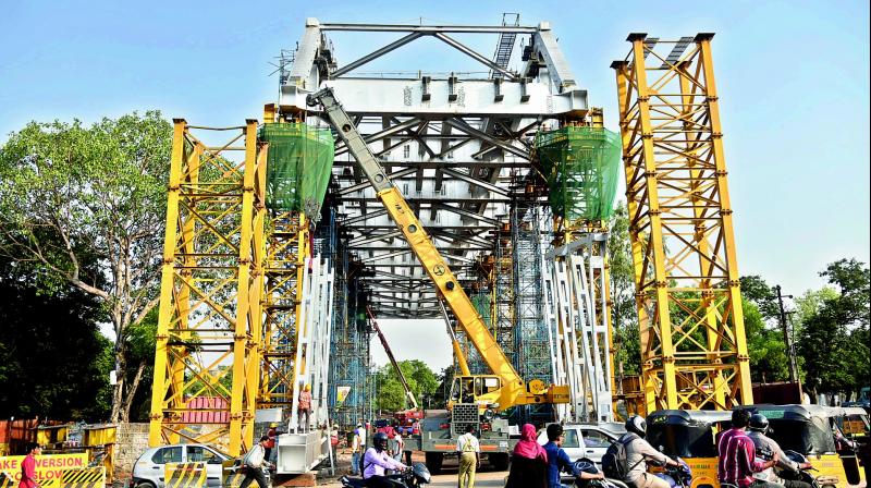 The temporary iron pillars erected at Chilkalguda circle to move the Oliphant steel bridge for the Hyderabad Metro Rail.DC