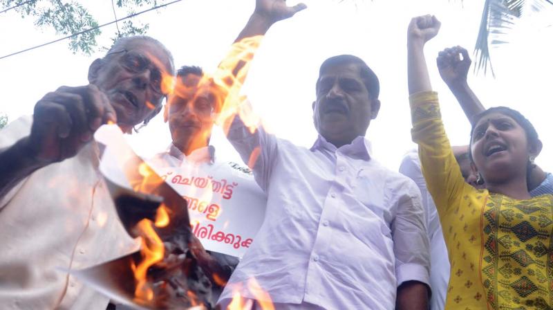 Members of Kerala Catholic Reform Movement and Joint Christian council set fire to the circular by the Syro Malabar church in Kochi Sunday.