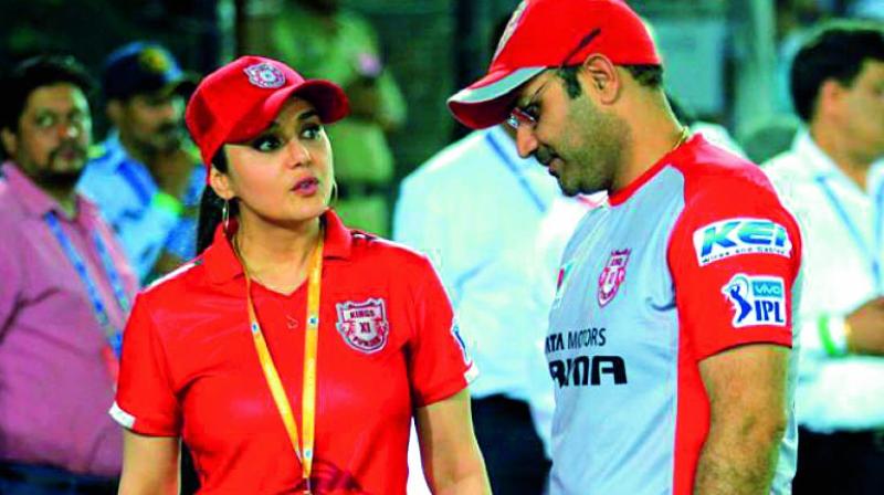 Preity Zintas team Kings XI Punjab did badly in the last test and she allegedly lashed out at mentor Virender Sehwag for adopting a new strategy that backfired. Sehwag is likely to step down.