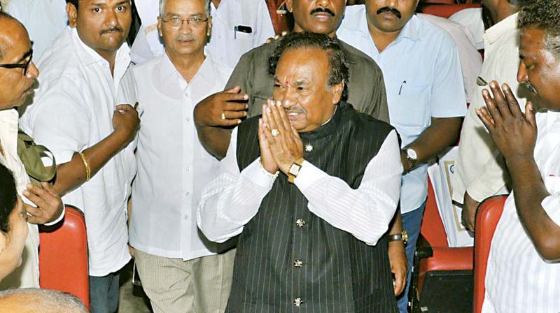 BJP leader K.S. Eshwarappa arrives at the venue of office-bearers meeting of Sangolli Rayanna Brigade in Bengaluru on Saturday  (Photo: KPN)