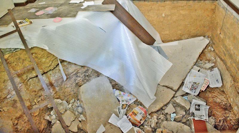 The 8-ft cavity formed after the bedroom floor caved-in the Ambattur flat on Sunday.(Photo: DC)