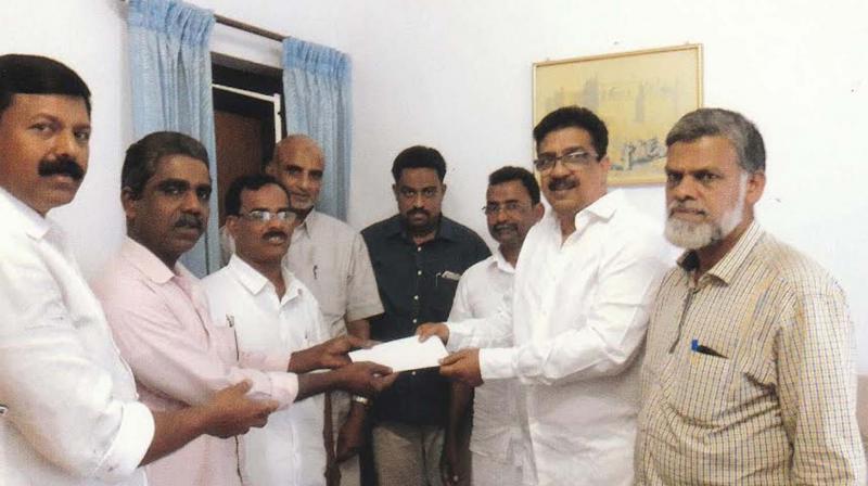 Parakkal Abdulla, MLA, donates the fund for tickets of the children going to watch the Republic Day parade in New Delhi.