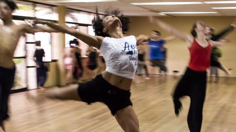 Zumba can improve your emotional state. (Photo: Pexels)