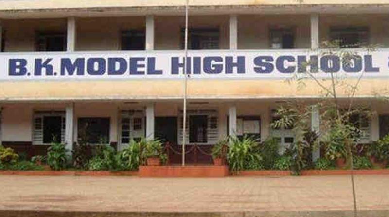 The deceased has been identified as Prashant Hulmani, an 8th standard student of B.K. Model High School.