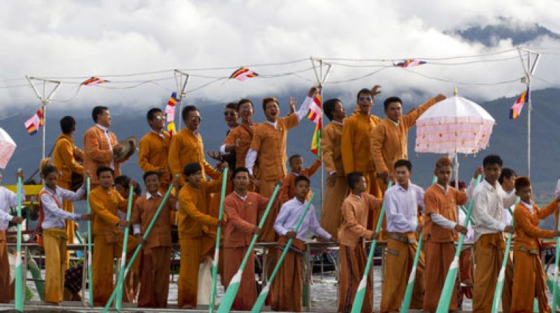 Myanmar: Inntha ethnic people celebrate Pagoda Festival