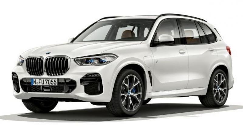 BMW unveiled the fourth-gen X5 in June 2018.