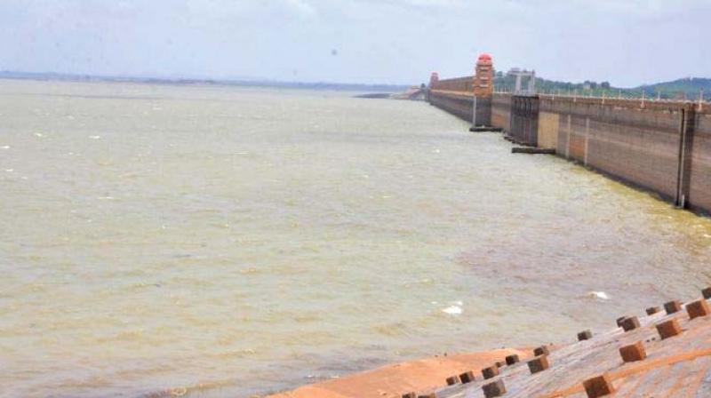 Water level is rising in Tungabhadra dam following heavy rain in catchment areas  (Image: DC)